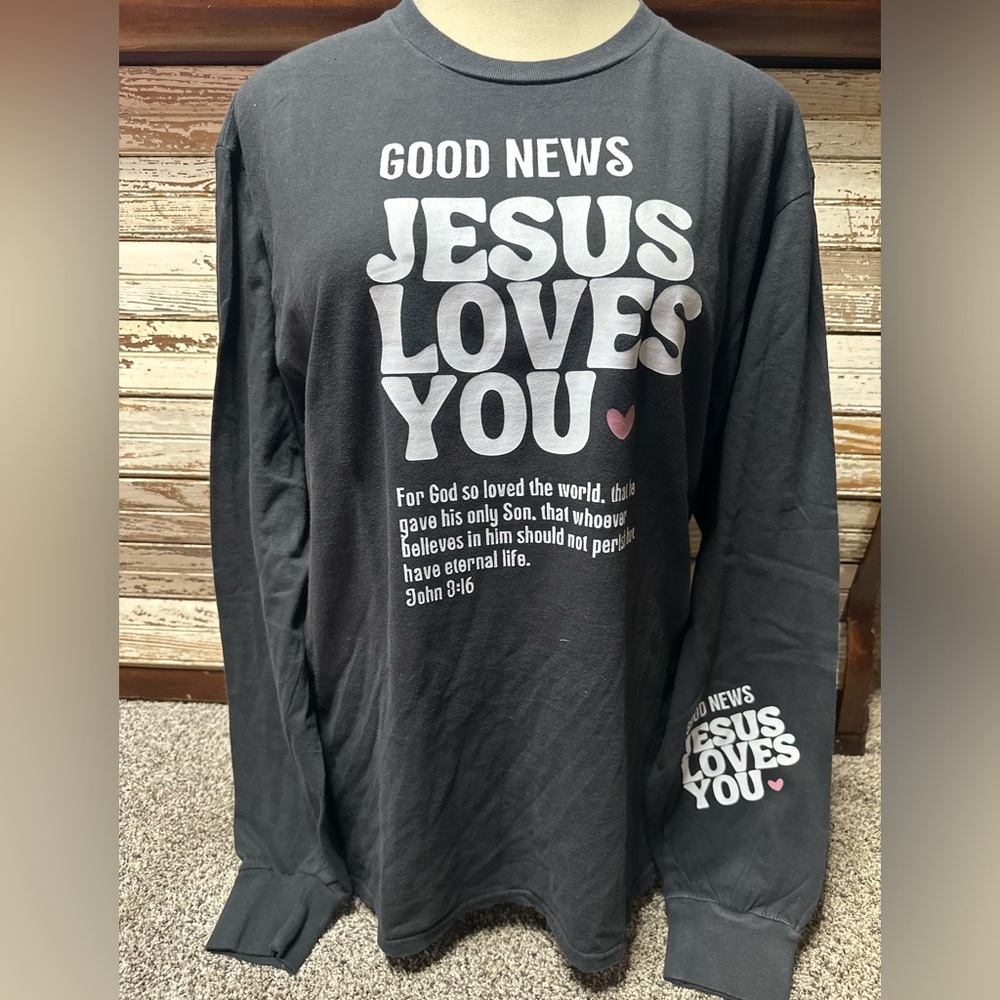 NEW PORT & COMPANY Good News Jesus Loves You
